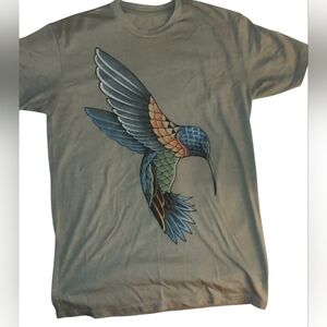 Hummingbird Women's Crewneck Graphic T-Shirt Size Small